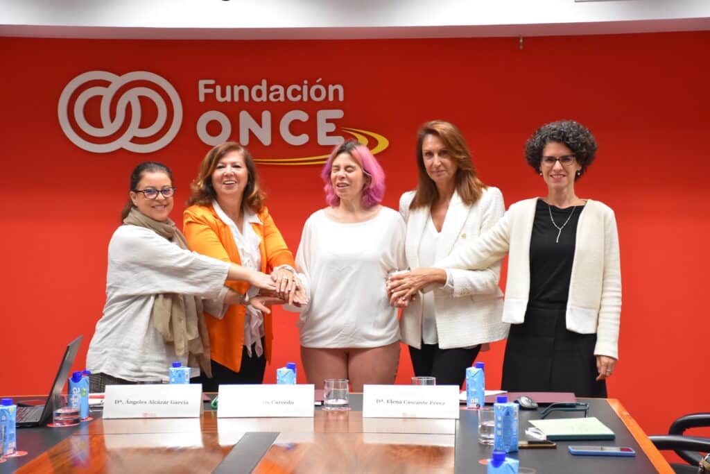 Fundación ONCE y OGT on Ángeles Alcázar, Virginia Carcedo, Elena Cascante y Carla Bonino