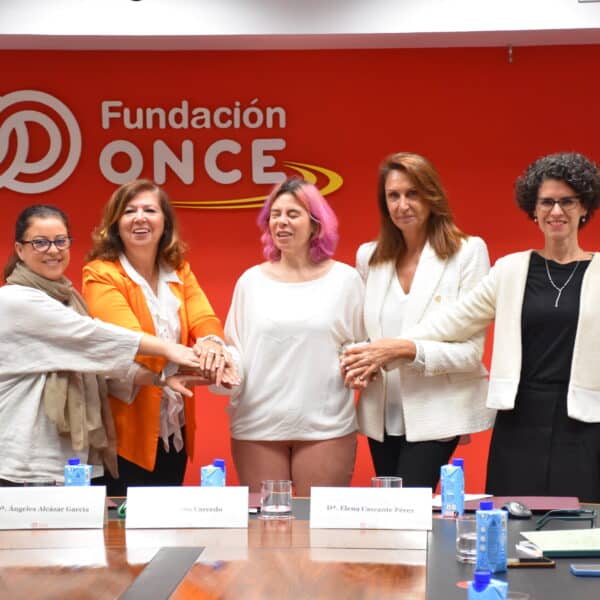 Fundación ONCE y OGT on Ángeles Alcázar, Virginia Carcedo, Elena Cascante y Carla Bonino