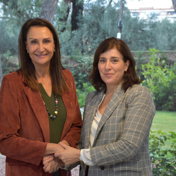 Fundación Máshumano firma: Elena Cascante y Beatriz Sánchez