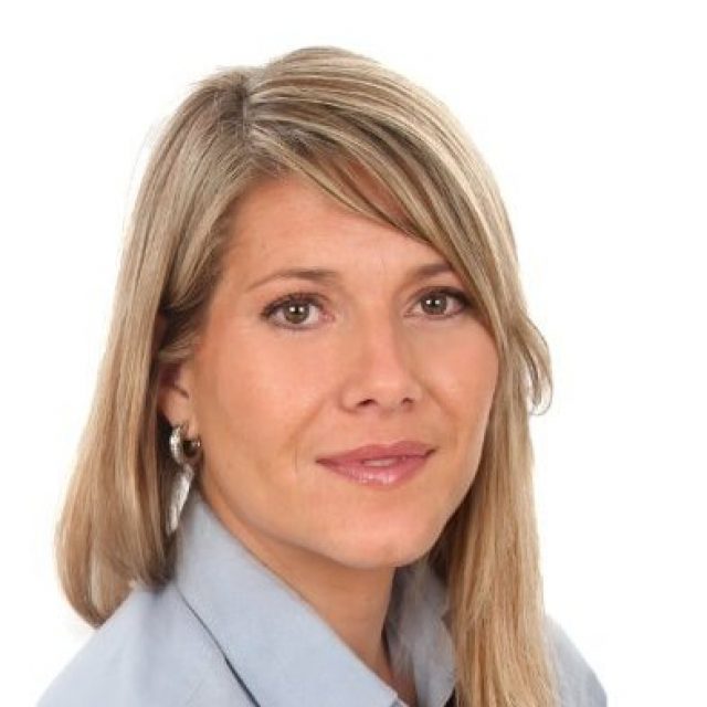 Esther Adrada